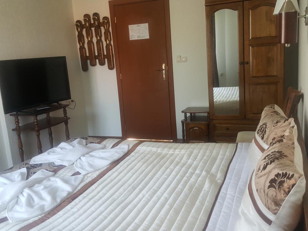 Guesthouse Nefertiti Smolyan Ngoại thất bức ảnh
