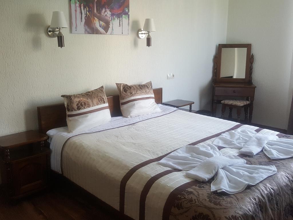 Guesthouse Nefertiti Smolyan Ngoại thất bức ảnh