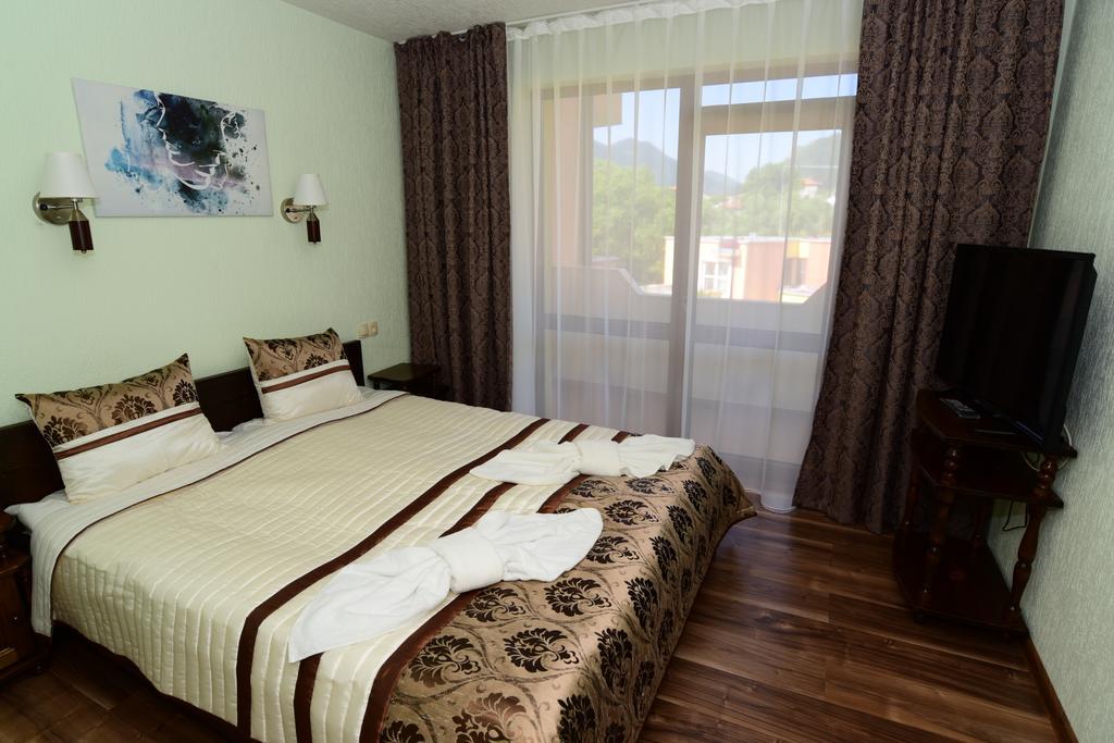 Guesthouse Nefertiti Smolyan Ngoại thất bức ảnh