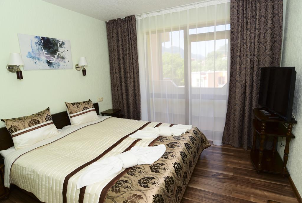 Guesthouse Nefertiti Smolyan Ngoại thất bức ảnh
