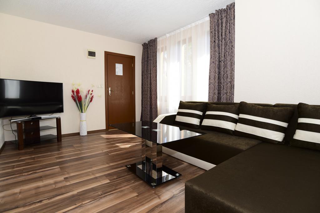 Guesthouse Nefertiti Smolyan Ngoại thất bức ảnh