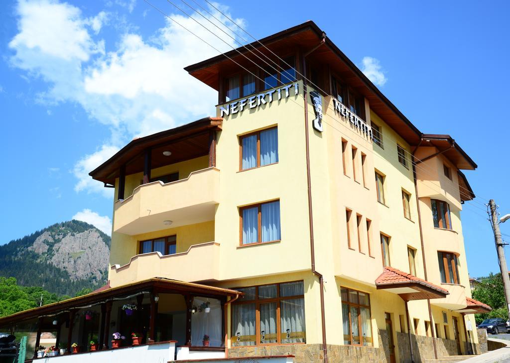 Guesthouse Nefertiti Smolyan Ngoại thất bức ảnh